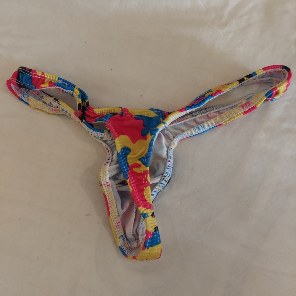 Mens camo pride thong